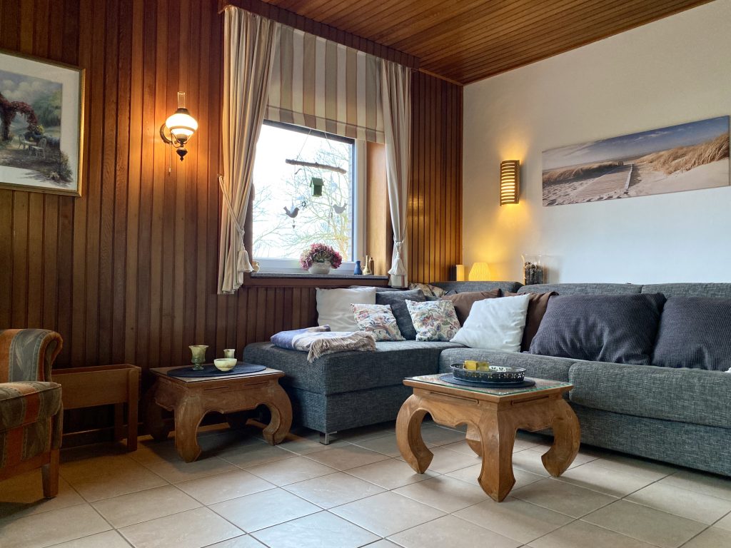 Brodau_Rettin_Wohnzimmer_Schlafcouch